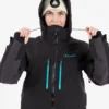 Manteau Cappa Ins Jet Noir – manteau isolé, chaud et imperméable pour motoneige et VTT, offrant confort, chaleur et protection contre le froid extrême.